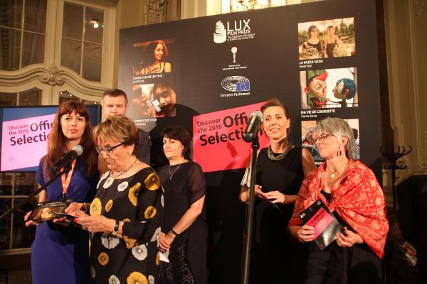 roumiana-zlateva-at-lux-prize-2016-audience-mention