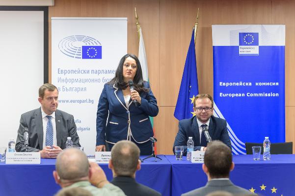 open-doors-2017-discussion-with-minister-pavlova
